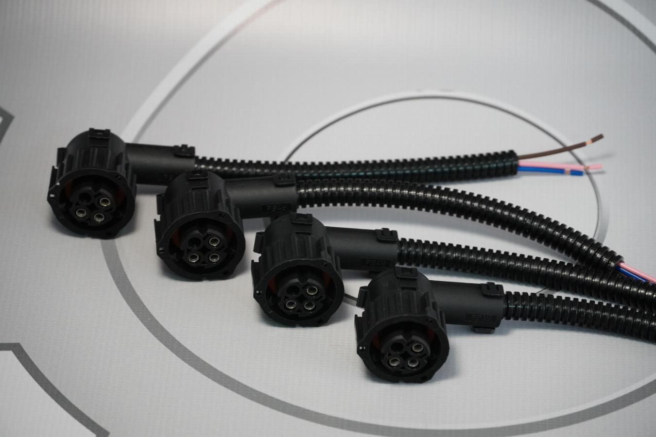 Разъем угловой 3 провода байонет МАЗ 1845-967325-3