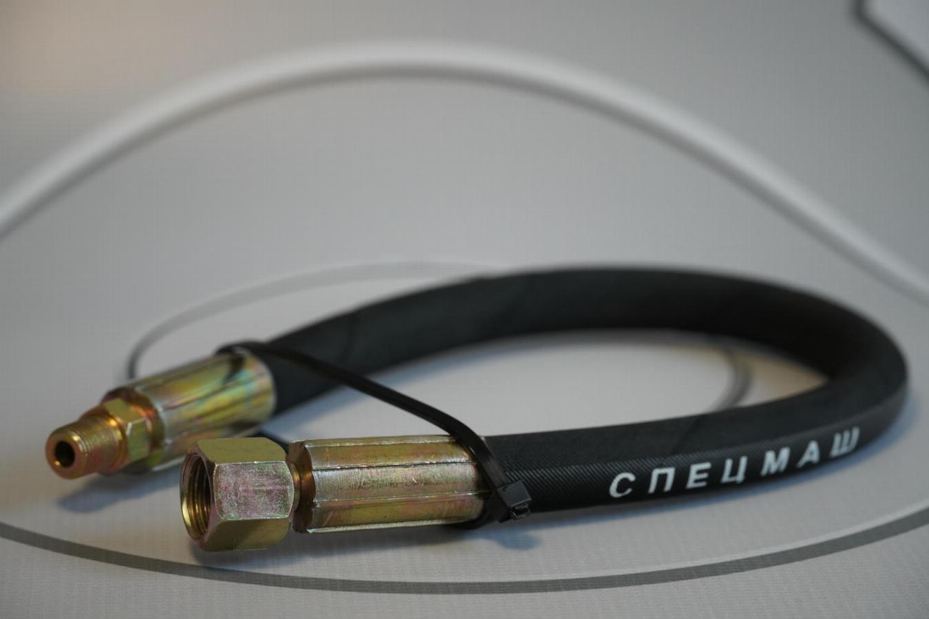 Шланг подъема кабины МАЗ-4370/6430/5440 6430-5009160