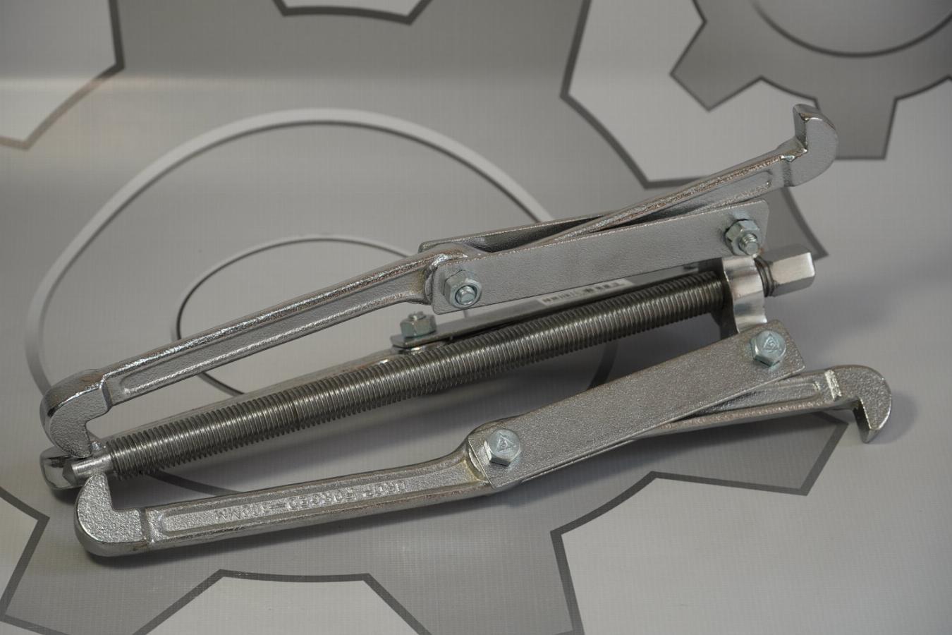 Съемник подшипников трехлапый 300 мм ЗИЛ MS103300