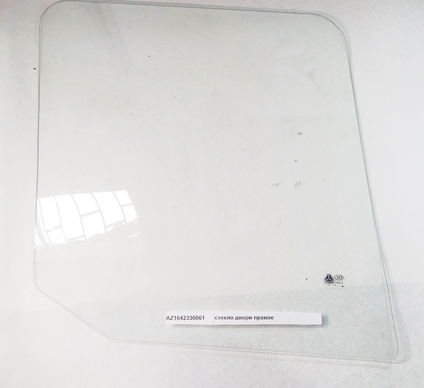 Стекло двери правое опускное HOWO AZ1642330061