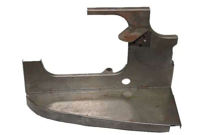 Кожух фары передний левый ГАЗ 31105-8403031