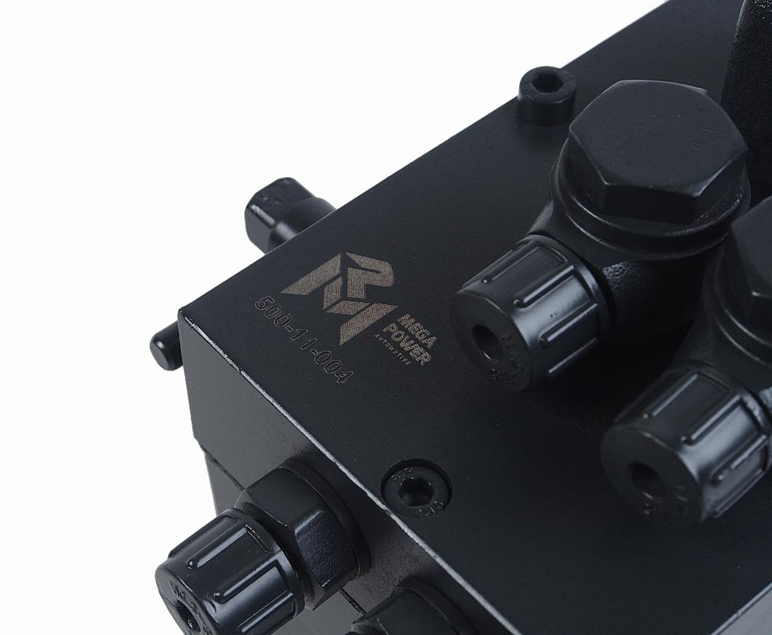 Насос механизма опрокидывания кабины КАМАЗ 50011004