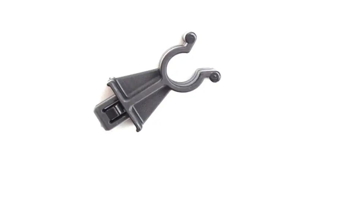 Защелка держателя капота Nissan Qashqai 06-14 65722EB300