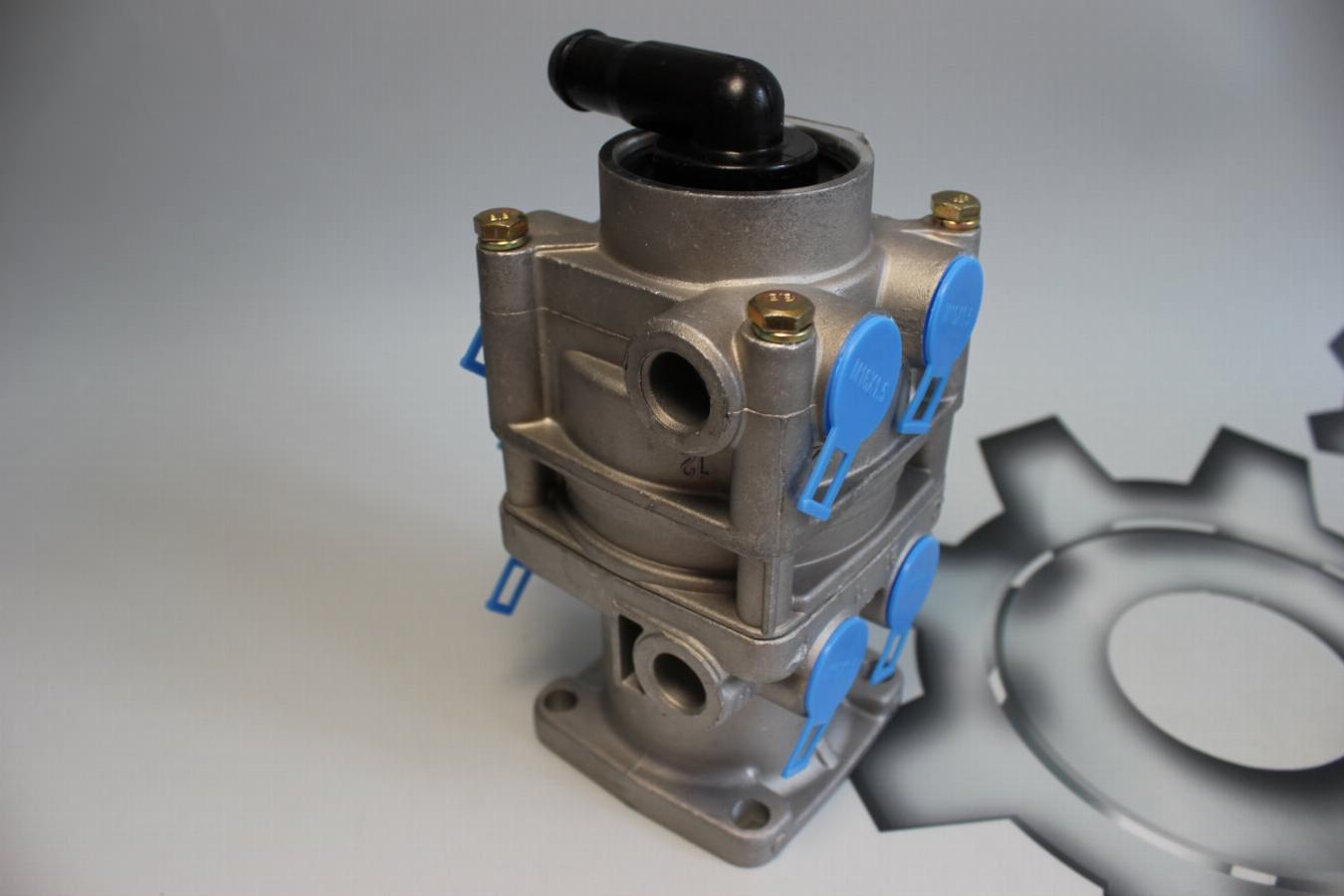 Кран главный тормозной МАЗ/КАМАЗ/MB/Volvo 8090-3514100